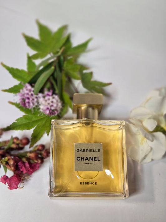 Perfume -GABRIELLE CHANEL ESSENCE